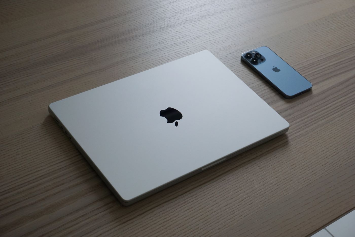MacBook może przydać się do odtworzenia danych na iPhone